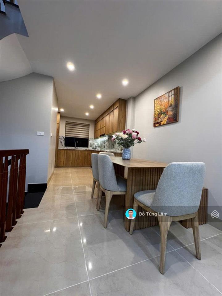 Cần bán 69,3m2 nhà 4 tầng mặt ngõ 142 lệ mật. có quy hoạch mở rộng lên đường 13m