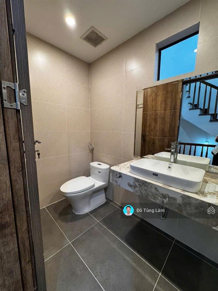 Cần bán 69,3m2 nhà 4 tầng mặt ngõ 142 lệ mật. có quy hoạch mở rộng lên đường 13m