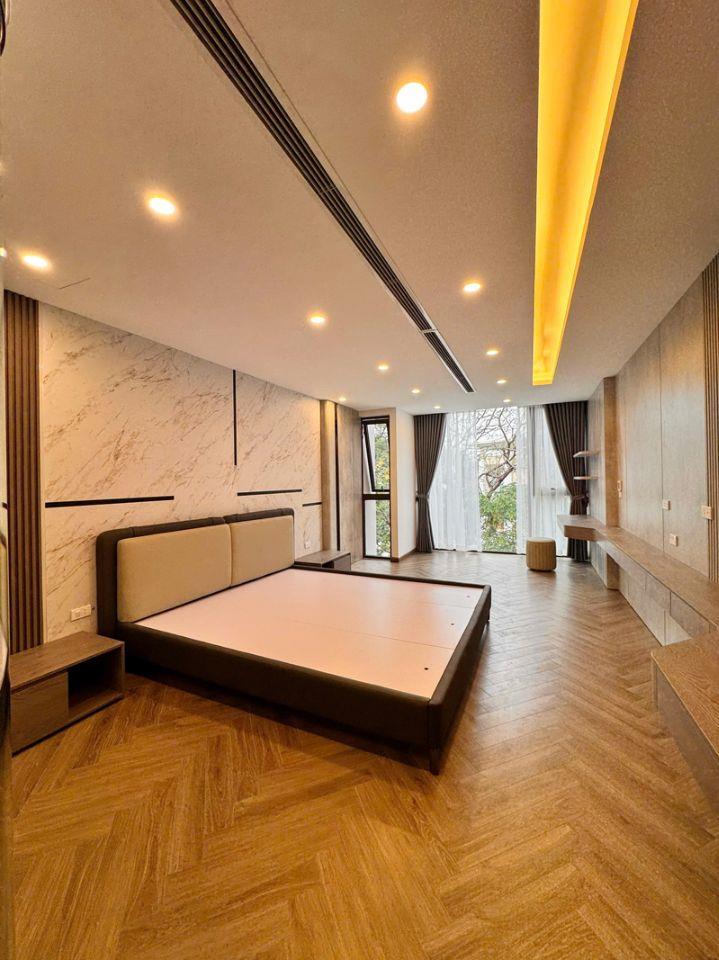 Bán Nhà Phố Hoa Lâm, Việt Hưng – 55,5m2 Nở Hậu – 7 Tầng Kinh Doanh Văn Phòng – Thang Máy 630kg – Sổ Đỏ Chính Chủ