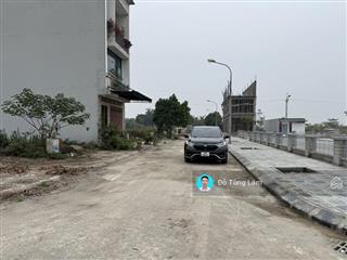 Chính chủ bán đất tđc ngọc động 80m2, đường 11m, cách vin 500m, view sân chơi thoáng đãng