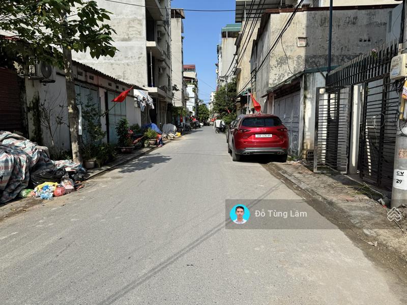 Bán gấp mặt phố cửu việt 1 100m2 sát đh nông nghiệp  vừa ở vừa kinh doanh sầm uất