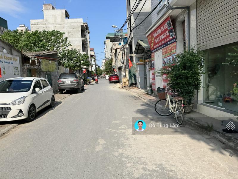 Bán gấp mặt phố cửu việt 1 100m2 sát đh nông nghiệp  vừa ở vừa kinh doanh sầm uất