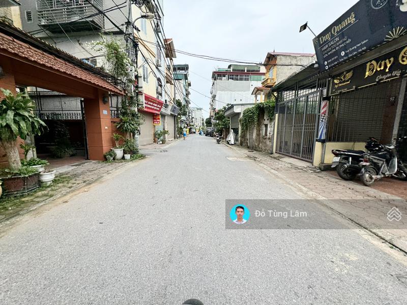Bán nhà c4 mặt phố cửu việt 1 gia lâm 100m2, mặt tiền 4,5m, đường 8m ô tô tránh
