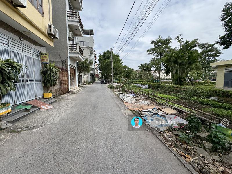 Cần bán lô góc 45,9m2 đất đường nguyễn cao luyện, đối diện vườn hoa chung cư n10 việt hưng