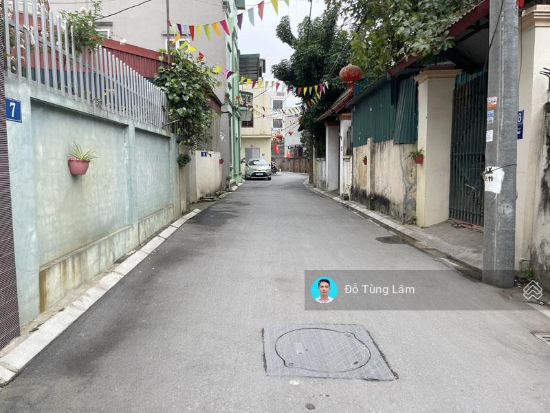 Cần tiền bán gấp căn góc 63,3m2 nhà 5 tầng, thang máy, mặt đường thôn lê xá. đường 5m, ô tô vào nhà