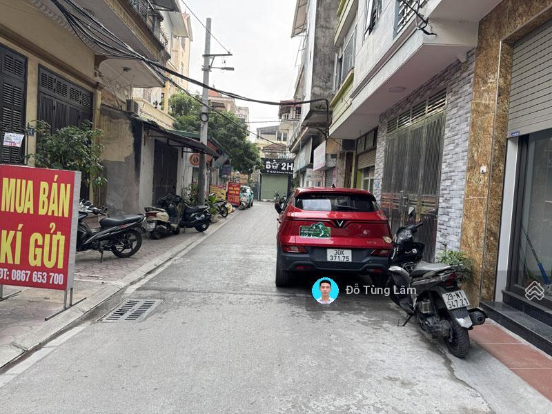 Sang nước ngoài định cư bán 37,6m2 nhà c4 cách 1 nhà ra đường trâu quỳ, gia lâm