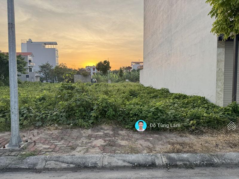 Cần tiền bán 80m2 đất tđc kim sơn. đường 13m, view nhà văn hóa thoáng vĩnh viễn