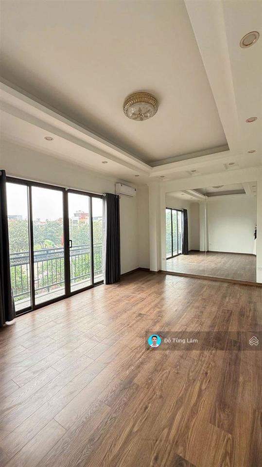 Bán nhà phố phúc lợi 73,5m2  5 tầng thang máy, view thoáng vĩnh viễn, ô tô tránh, sát vinhomes