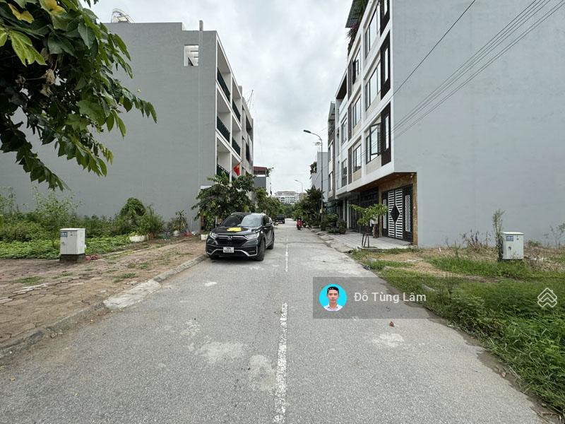 Bán đất tái định cư trâu quỳ, 119m2. vị trí vàng, đường thông phố thành trung, kinh doanh tốt