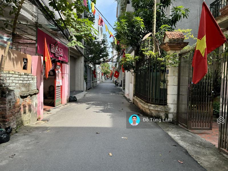 Chính chủ bán 74,1m2 đất trong ngõ 135 hoàng như tiếp. ngày gần hồ và ngõ 111 lâm hạ
