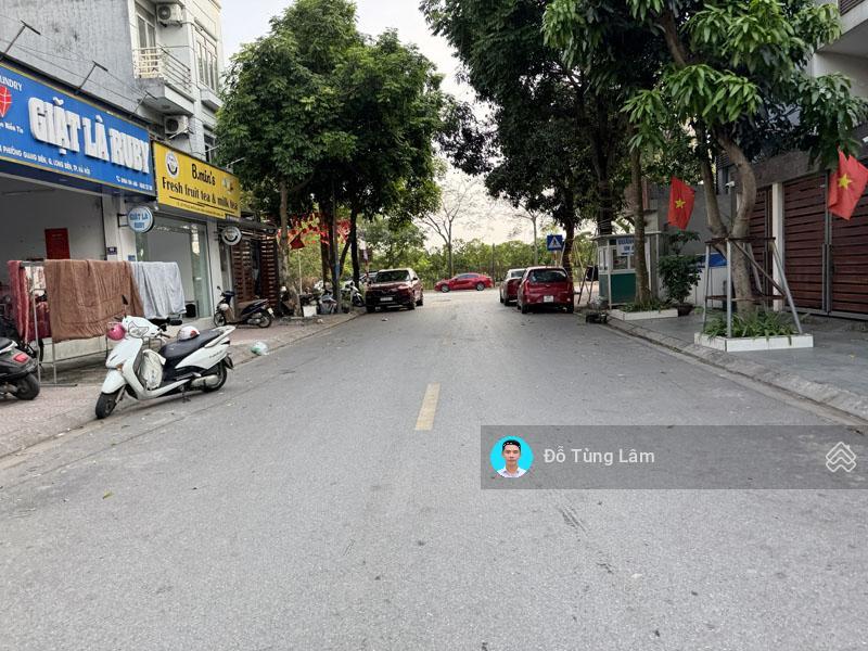 Cần bán 55,1m2 đất mặt phố giang biên. phù hợp xây văn phòng kinh doanh