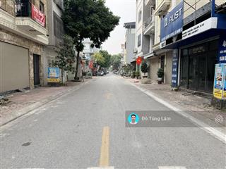 Cần bán 55,1m2 đất mặt phố giang biên. phù hợp xây văn phòng kinh doanh