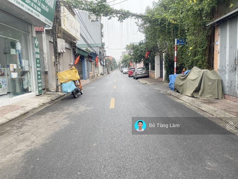 Cần bán 55,1m2 đất mặt phố giang biên. phù hợp xây văn phòng kinh doanh