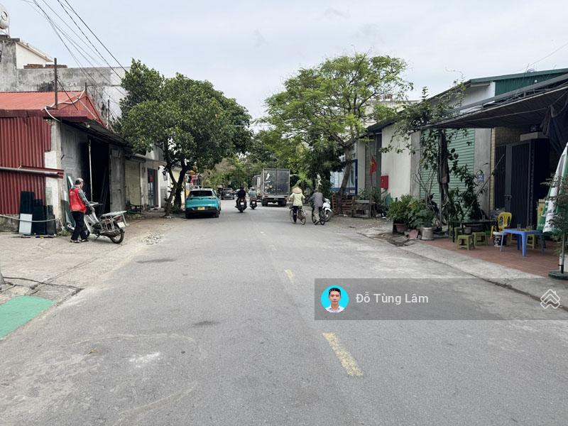 Cần bán 107m2 đất mặt phố chính trung, gia lâm. đường rộng 15m, cách trung tâm hành chính 2 phút