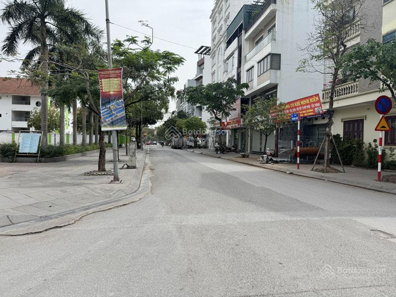 Mặt phố thanh am  tđc đặng vũ hỷ 76,22m2, vỉa hè 5m, mặt tiền 8m, khoe trọn thương hiệu