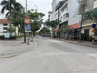 Mặt phố thanh am  tđc đặng vũ hỷ 76,22m2, vỉa hè 5m, mặt tiền 8m, khoe trọn thương hiệu