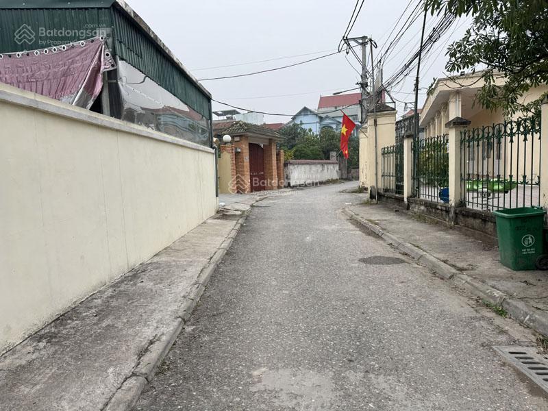 Bán đất đông dư 88m2  ngõ 999 bát khối  đường thông ô tô tránh, view thoáng