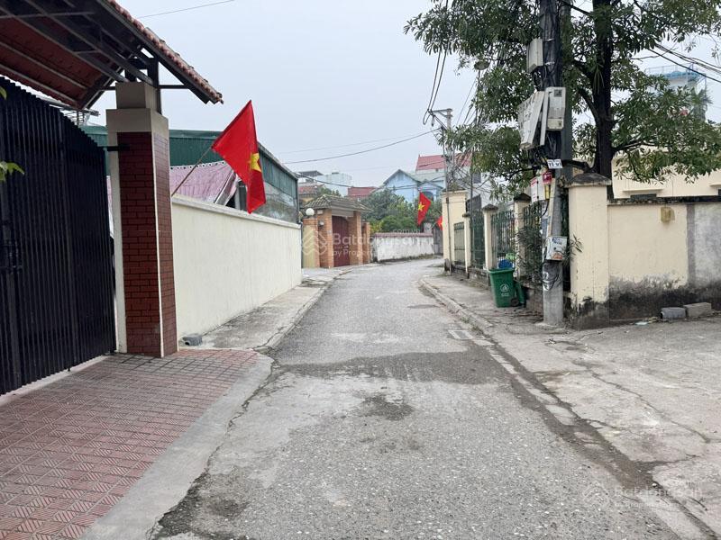 Bán đất đông dư 88m2  ngõ 999 bát khối  đường thông ô tô tránh, view thoáng