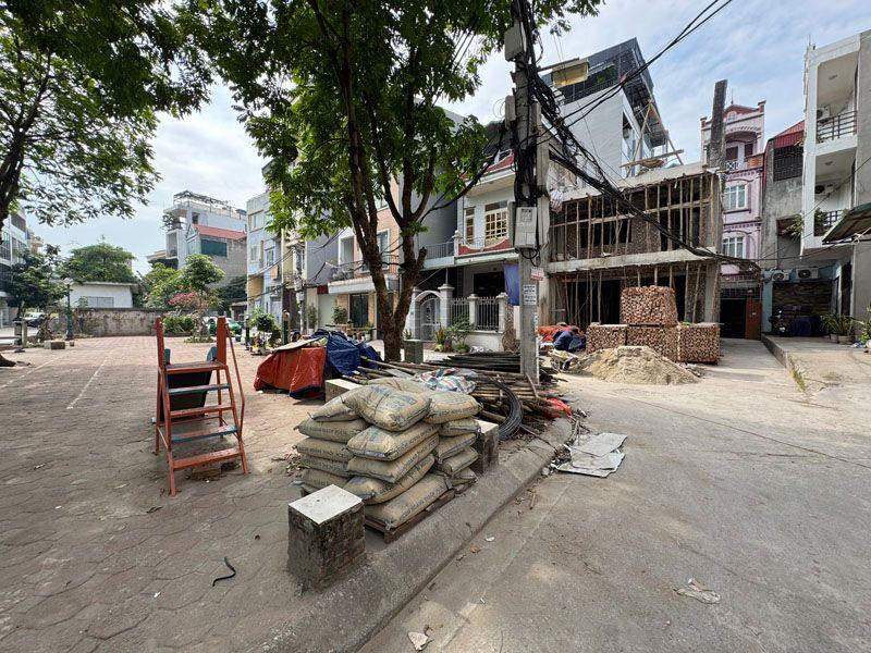 Bán 55m2 nhà C4 Thượng Thanh ngõ thông ô tô đỗ cửa. View công viên thoáng sáng vĩnh viễn