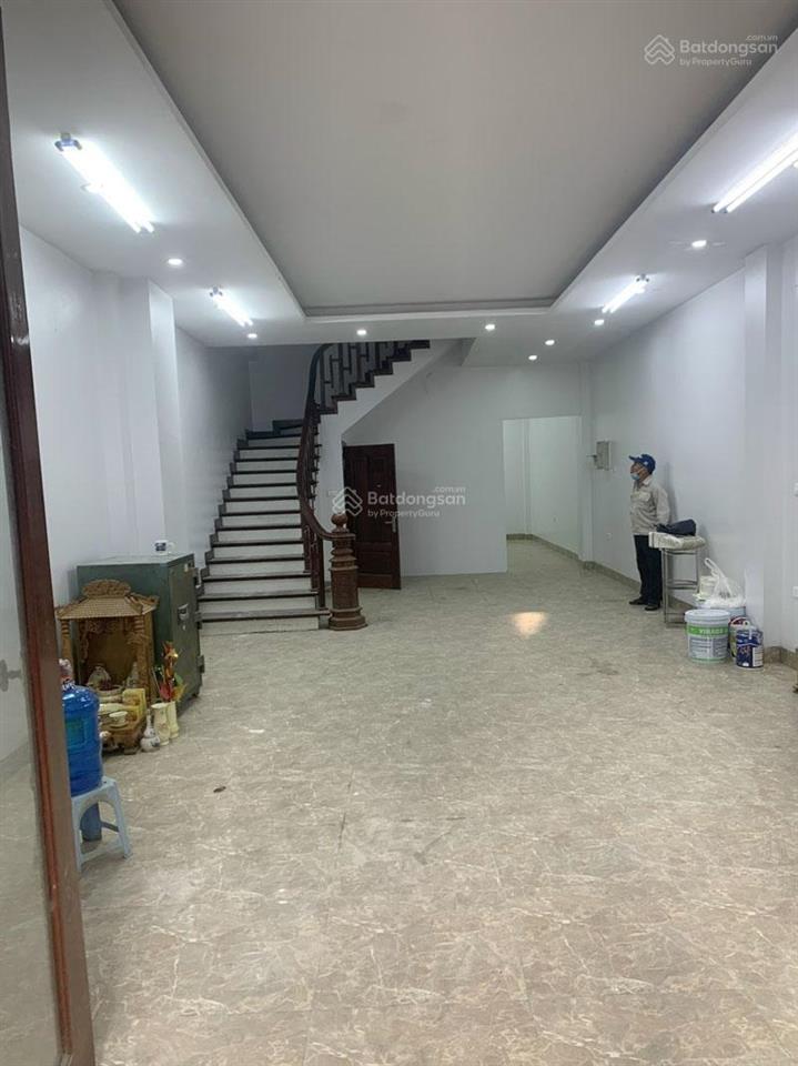 Nhà đẹp phúc lợi 92,4m2, 4 tầng  đường 15m kinh doanh đa ngành  ngay cạnh hệ thống trường học