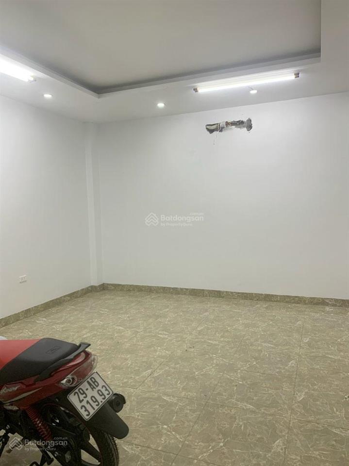 Nhà đẹp phúc lợi 92,4m2, 4 tầng  đường 15m kinh doanh đa ngành  ngay cạnh hệ thống trường học