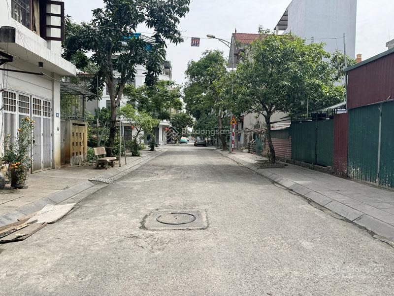 Cần bán 50m2 đất tđc thượng thanh. đường phân lô, hạ tầng đẹp, tiềm năng còn nhiều