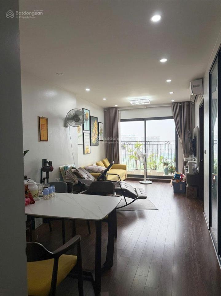 Bán gấp chung cư homeland thượng căn 1715 69,2m2, 2pn, 2 vs, 2 ban công, hỗ trợ cọc 30  40 ngày