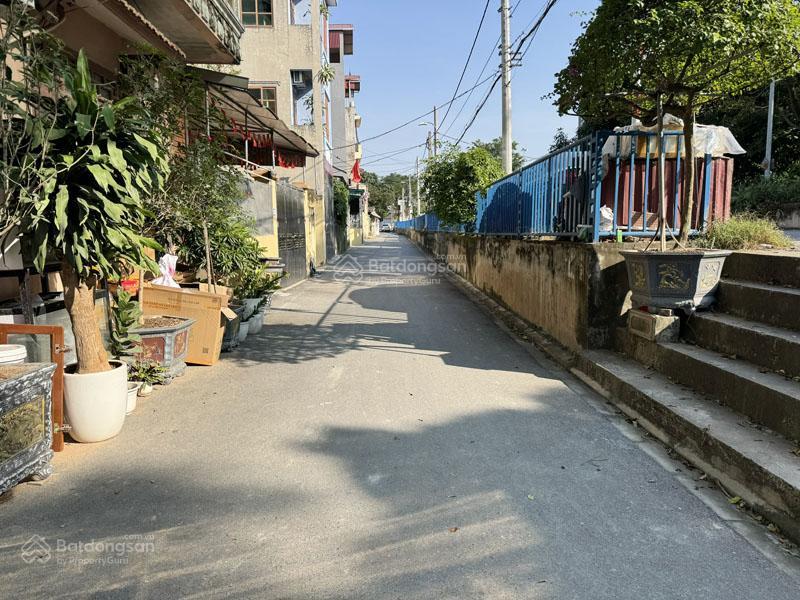 Cần bán 65m2 đất làng cam, cổ bi. đường ô tô tránh, đỗ ngày đêm, sát chợ vàng  cam