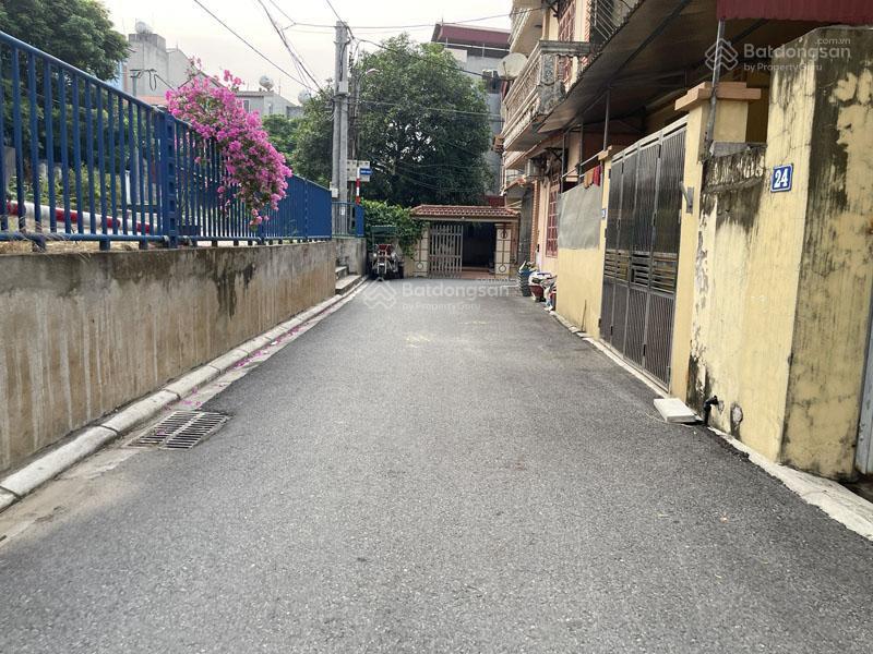 Cần bán 65m2 đất làng cam, cổ bi. đường ô tô tránh, đỗ ngày đêm, sát chợ vàng  cam
