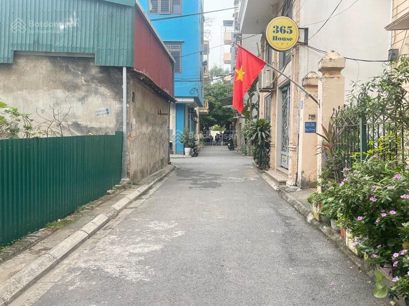 Cần bán 70,9m2 đất thổ cư, mặt tiền rộng 7,26m tại ngõ 12 trâu quỳ. phù hợp xây cc mini