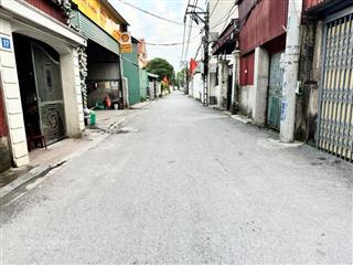 Chính chủ bán 50m2 lô góc mặt đường xóm 1 đông dư (ngõ 2 giáp hải). đường ô tô tránh, phù hợp vpkd