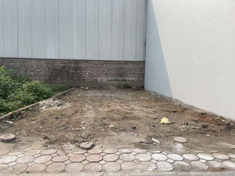 Cần bán 33,6m2 đất tđc cự khối, phường long biên. ngay cạnh chợ, vườn hoa và cầu thanh trì