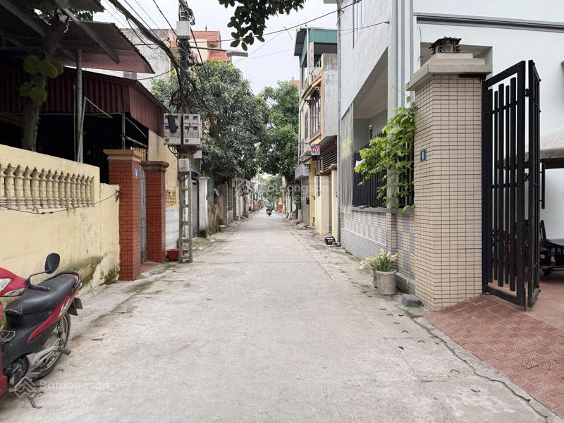 Cần bán 89,5m2 đất thổ cư thôn đổng xuyên. đường 3,5m, thông ô tô 7 chỗ vào đất
