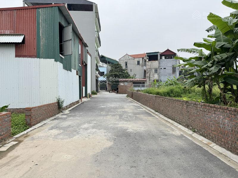 Cần bán 89,5m2 đất thổ cư thôn đổng xuyên. đường 3,5m, thông ô tô 7 chỗ vào đất