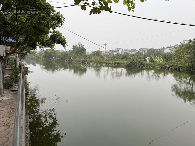 Cần bán 82,8m2 đất thôn hội, gia lâm. cách 20m ra hồ điều hòa, cách chợ vàng 200m