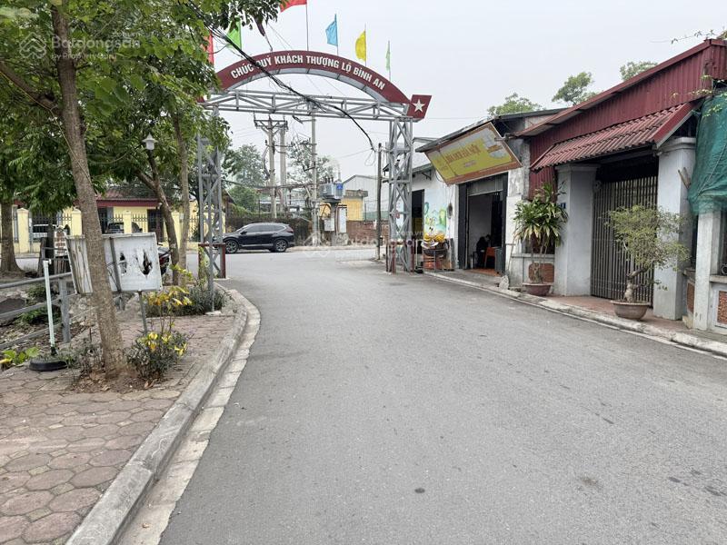 Cần bán 82,8m2 đất thôn hội, gia lâm. cách 20m ra hồ điều hòa, cách chợ vàng 200m