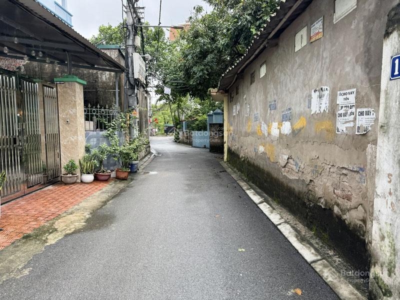 Cần bán 82,8m2 đất thôn hội, gia lâm. cách 20m ra hồ điều hòa, cách chợ vàng 200m