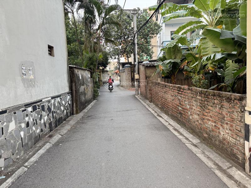 Cần bán 82,8m2 đất thôn hội, gia lâm. cách 20m ra hồ điều hòa, cách chợ vàng 200m