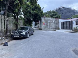 Cần bán 50m2 đất phân lô ngay cạnh trường cấp 1 2 và chợ thượng thanh. đường ô tô tránh, vỉa hè