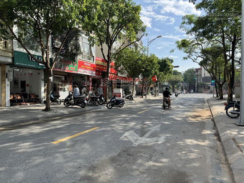 Bán 40m2 nhà c4 mặt phố thanh am, việt hưng. vị trí phù hợp mọi lĩnh vực kinh doanh