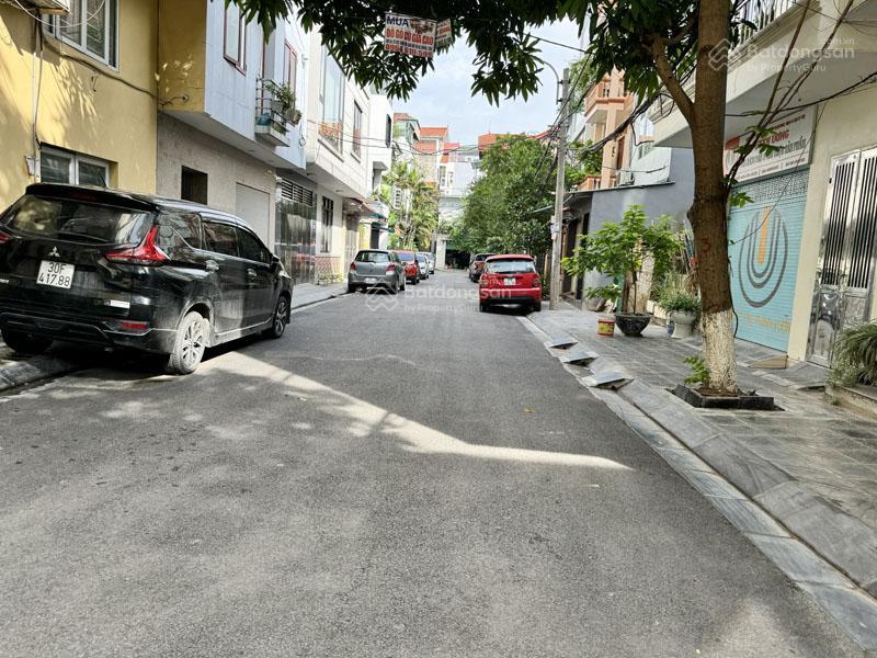 Bán đất tđc hồ đắp nếp  tư đình 75,5m2 sát cầu trần hưng đạo, view hồ, đầu tư đỉnh