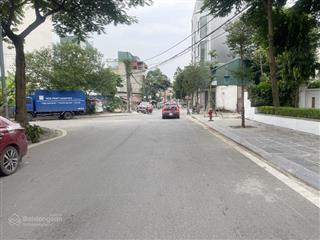 Cần bán đất tđc x6 thạch bàn long biên 100m2, mặt tiền 6,67m, view vườn hoa