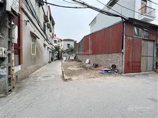Bán lô góc 85m2 thanh am  việt hưng đường rộng ô tô vào đất, sát trường chợ, sổ đỏ sẵn sàng