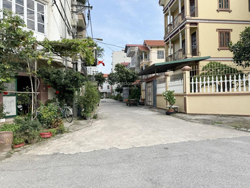Cần bán đất làng vàng, gia lâm 115m2 mặt tiền rộng 6.04m đường 5m ô tô tránh, cách nhà văn hóa 50m