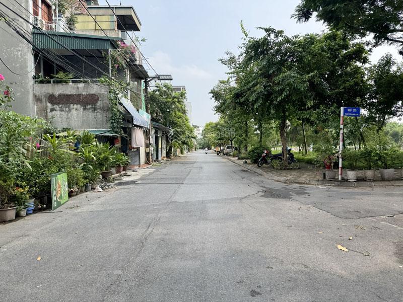 Cần bán 52m2 nhà c4 tđc thanh am, gần hồ điều hòa và đường đoàn khuê kéo dài rộng 40m