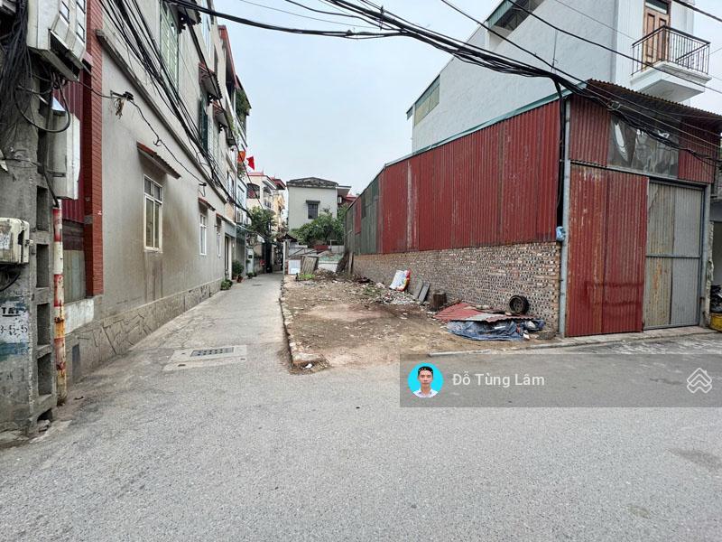 Cần bán lô góc 85m2 đất ngõ 105 thanh am, việt hưng. đường rộng ô tô 16 chỗ, ngay gần trường chợ