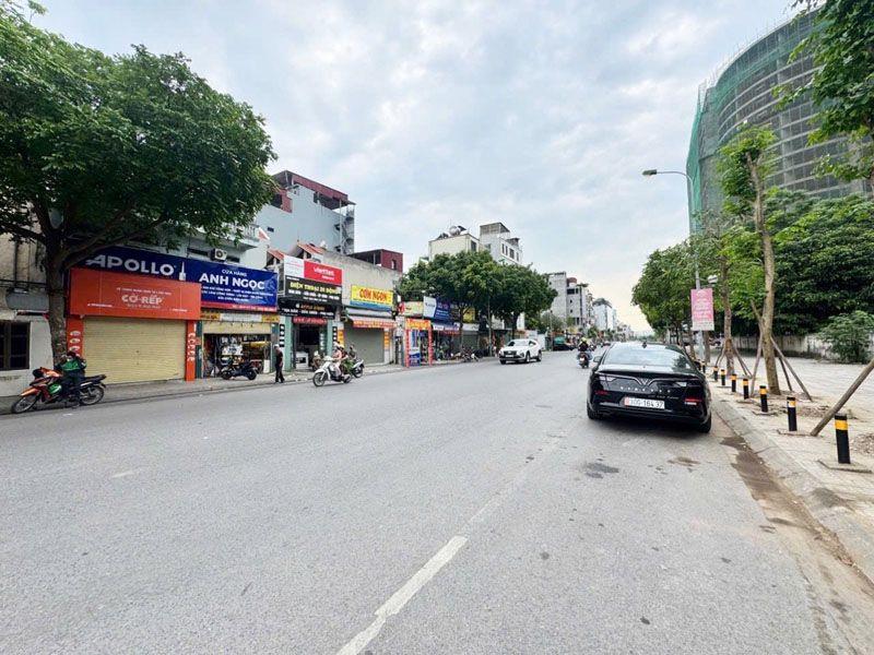 Bán Đất Mặt Phố Nguyễn Lam 71,6m2 – Mặt Tiền Khủng 7,5m – Kế Cận Vinhomes Riverside – Kinh Doanh