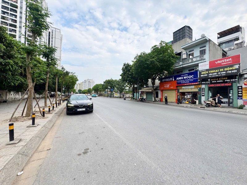 Bán Đất Mặt Phố Nguyễn Lam 71,6m2 – Mặt Tiền Khủng 7,5m – Kế Cận Vinhomes Riverside – Kinh Doanh