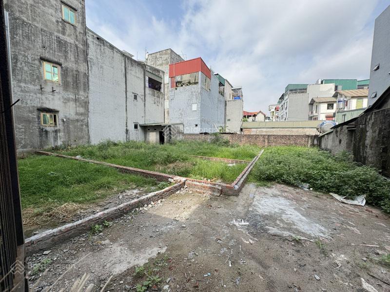 Cần bán đất gần đường viên chiếu phúc lợi 50,5m2, khổ đẹp, cách đường ô tô đỗ 50m