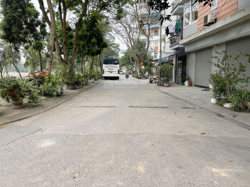 Cần bán 61m2 đất thổ cư ngõ 255 thanh am. gần hồ và đường 40m đoàn khuê  nam đuống
